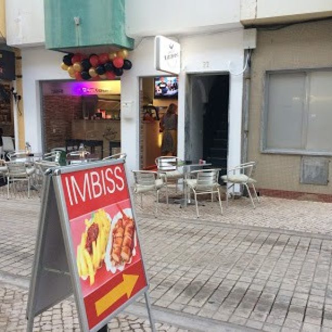 GERMAN SNACK BAR HARTHORST SALSICHA CURRYWURST ALGARVE PORTUGAL