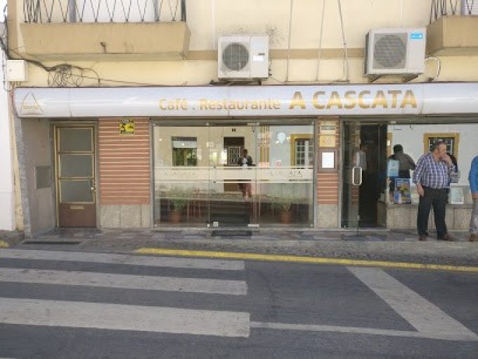 A CASCATA RESTAURANT