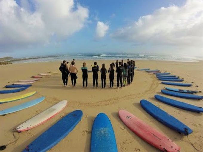 ESCOLA SURF PENICHE