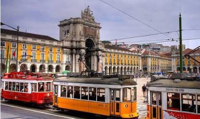 EXPERIENCE PORTUGAL TRAVEL