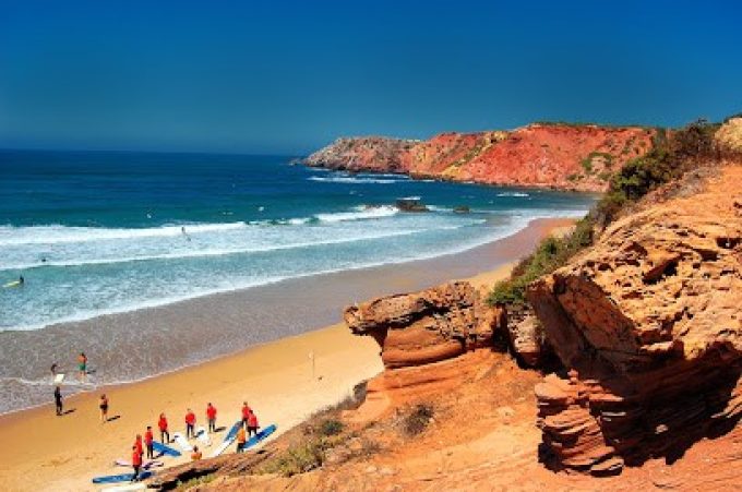 ALGARVE SURFCAMP AMADO SURF SCHOOL AND RENTALS