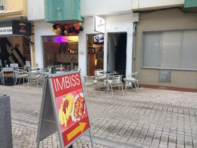 GERMAN SNACK BAR HARTHORST SALSICHA CURRYWURST ALGARVE PORTUGAL