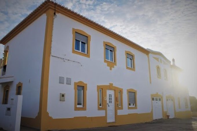 LOCAL GUESTHOUSE – COLIVING & COWORKING SAGRES