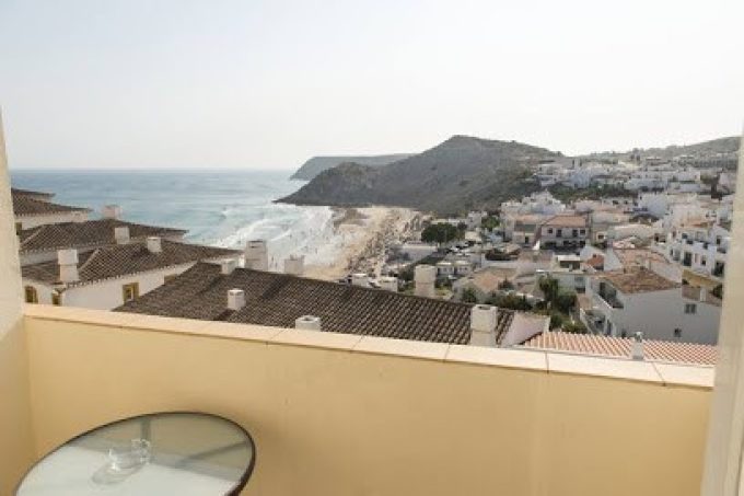 HOTEL PRAIA DO BURGAU