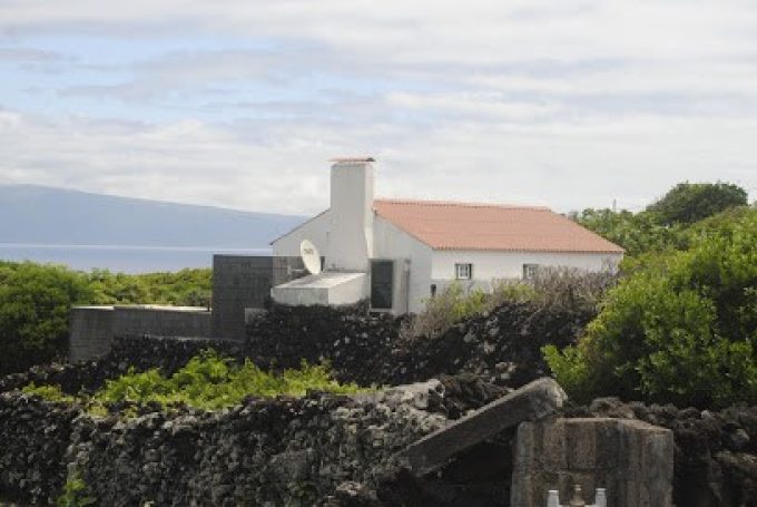 CASA DA BAIXA DA RIBEIRINHA