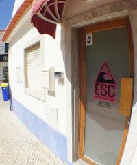 ERICEIRA SURF CAMP