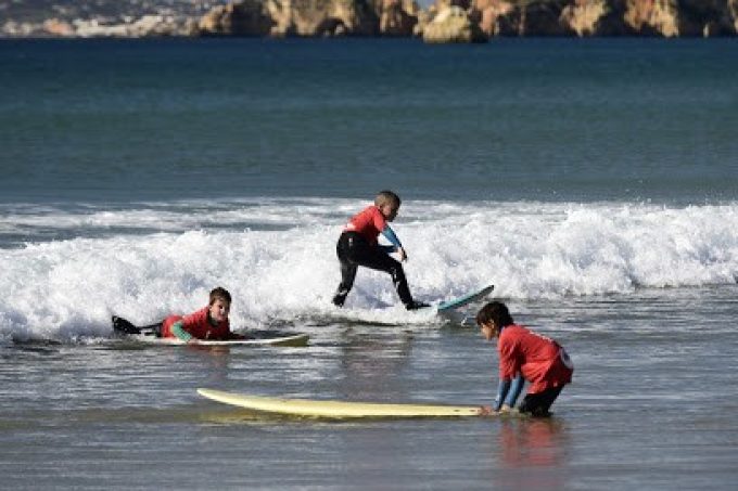 FUTURE SURFING SCHOOL