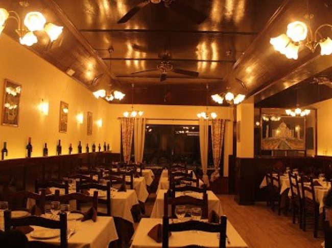 CURRY CLUB INDIAN TANDOORI