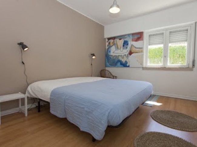 SURFINN SANTA CRUZ BEACH SURF HOSTEL & SURF SCHOOL