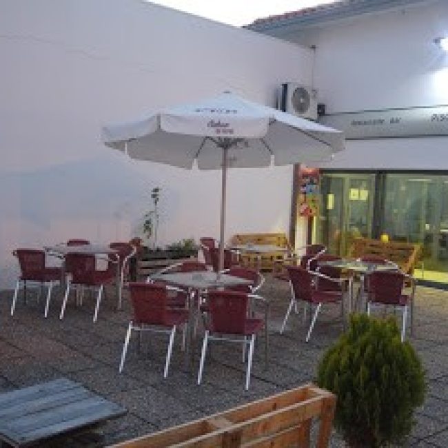 PISCINAS RESTAURANTE BAR