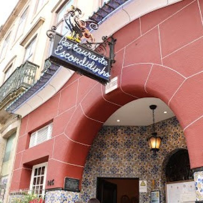 RESTAURANTE “O ESCONDIDINHO”
