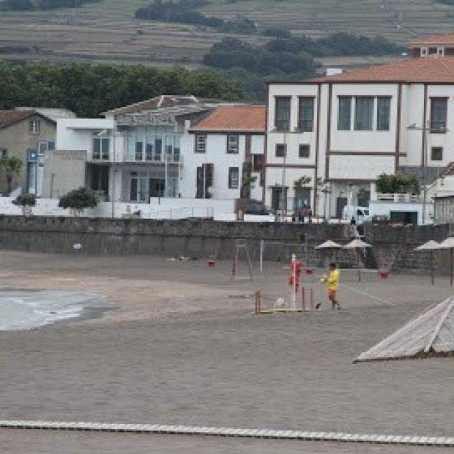 ROYAL BEACH HOSTEL