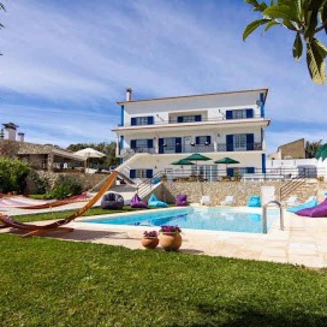 ERICEIRA SURF HOUSE