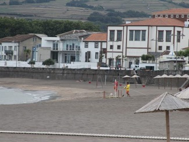 ROYAL BEACH HOSTEL