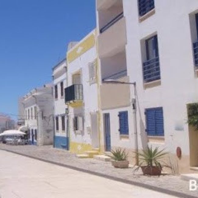 APARTAMENTOS ROSSIO MAR