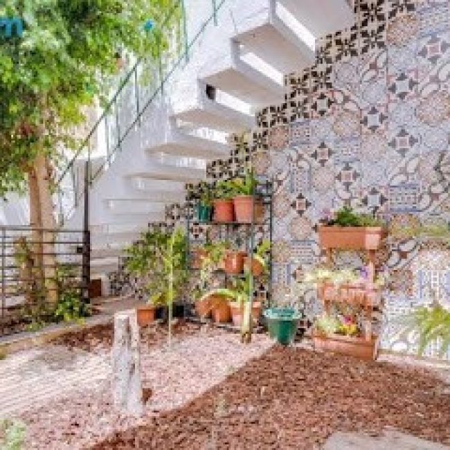GROUNDFLOOR