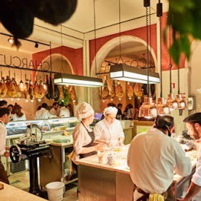 TABERNA – BAIRRO DO AVILLEZ