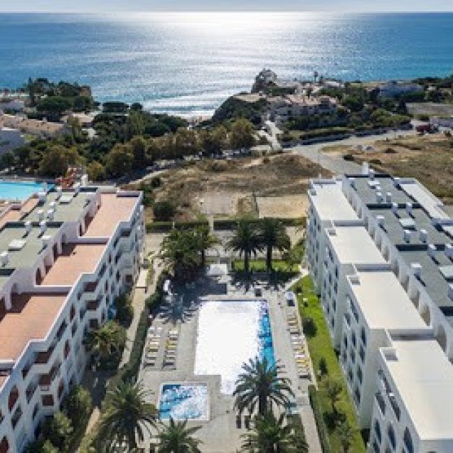 TH2- CONSULTORIA, FORMACAO & IMAGEM EM TURISMO E HOTELARIA, LDA