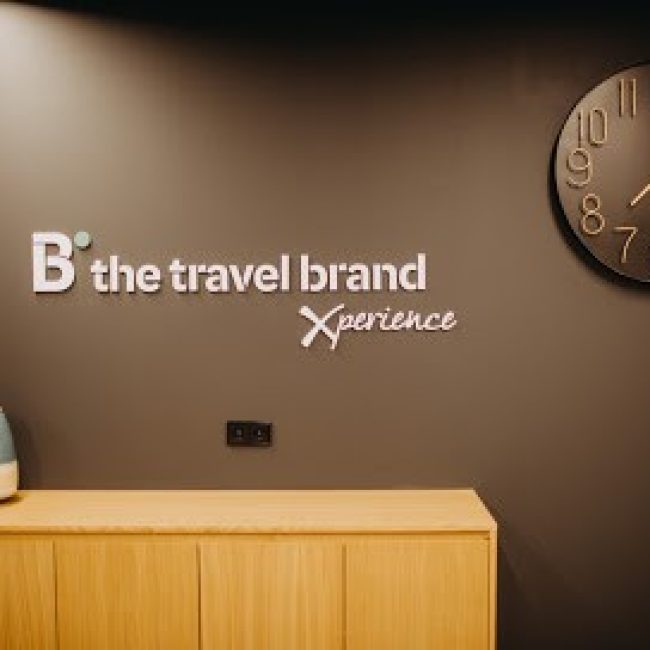 B THE TRAVEL BRAND XPERIENCE LISBOA