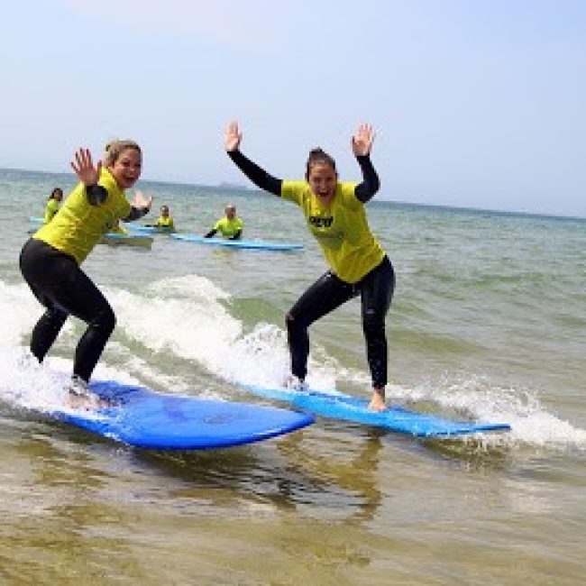 CARCAVELOS SURF SCHOOL